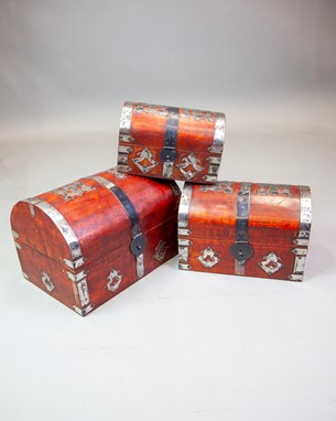 Antique Style Wood Box Chest Set